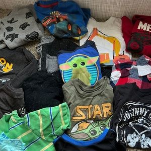 Bundle of 14 3T boys shirts